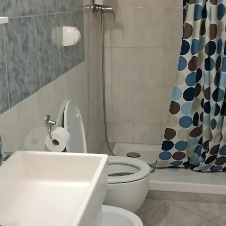 Stone House ホームステイ *